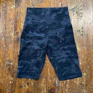 10” align shorts